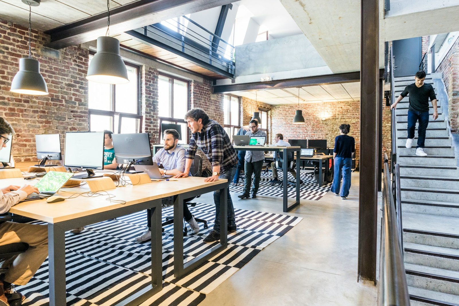 AI-Powered Startups: Opportunities and Challenges